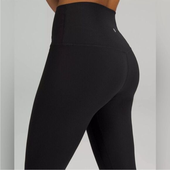 Lululemon Black High-Waisted Athletic Leggings Gym Workout Athleisure - Picture 3 of 13